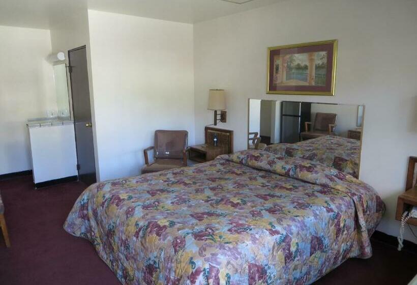 스탠다드 룸 킹사이즈 침대, Eagle Rock Motel