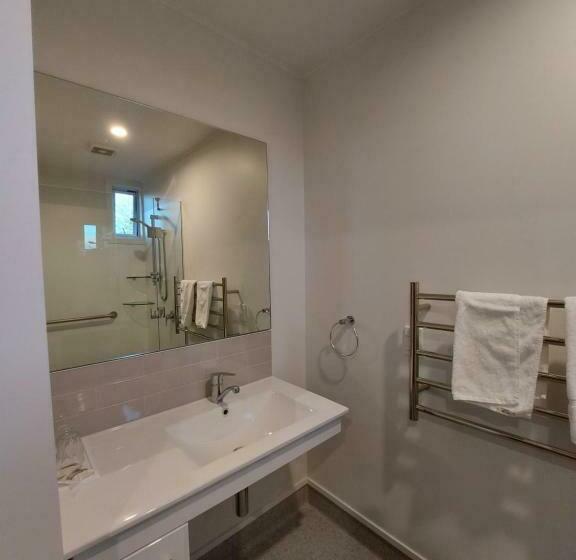 סוויטה משפחתית 2 חדרי שינה, Elmore Lodge Motel