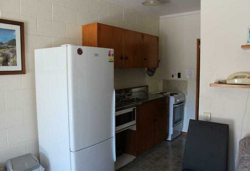 סוויטה משפחתית 2 חדרי שינה, Elmore Lodge Motel