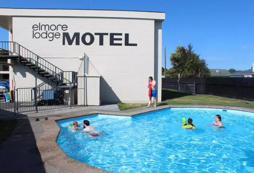 スーペリアスタジオ, Elmore Lodge Motel