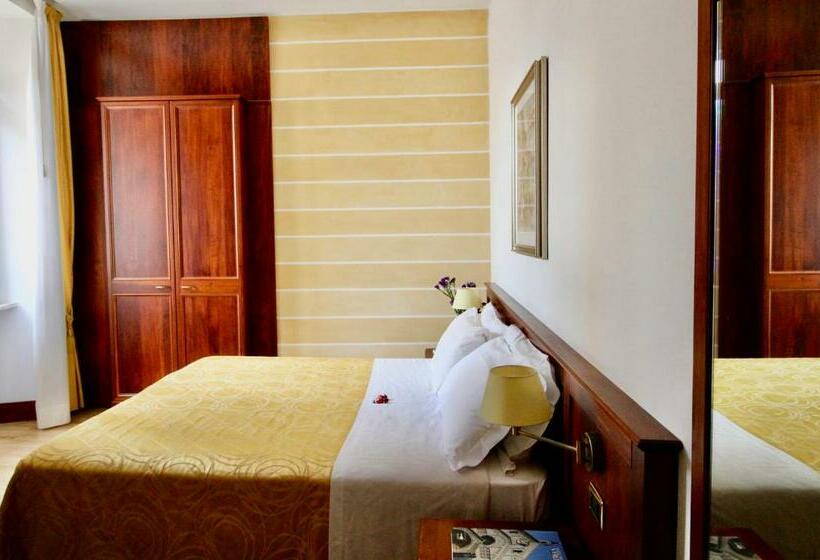 Chambre Standard, Aurora