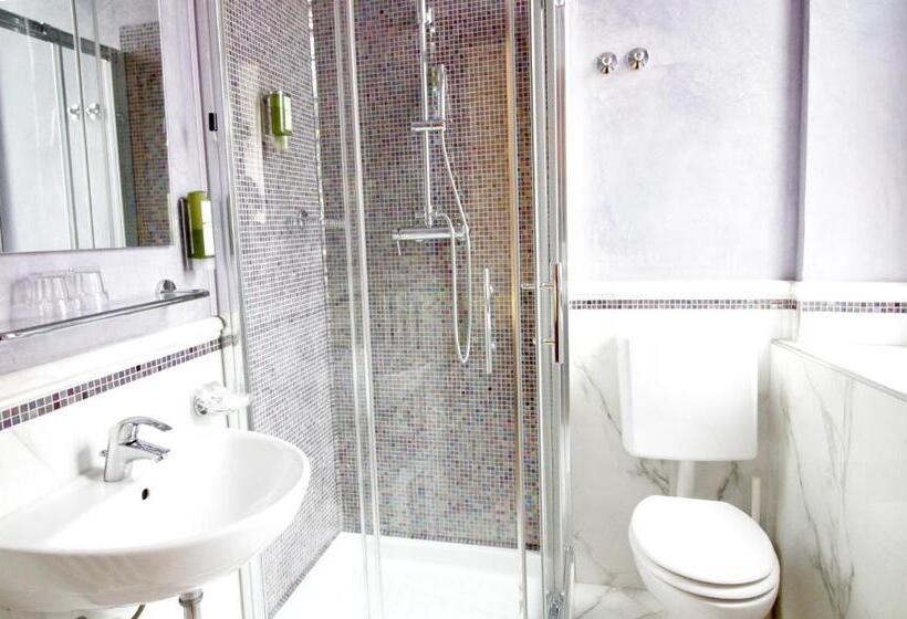 Chambre Standard, Aurora