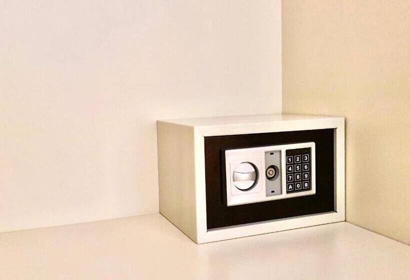 Junior Suite, Aurora