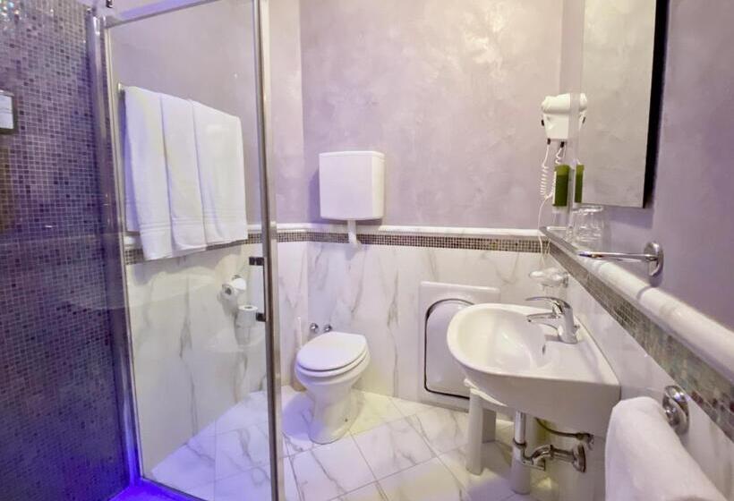 Chambre Standard, Aurora