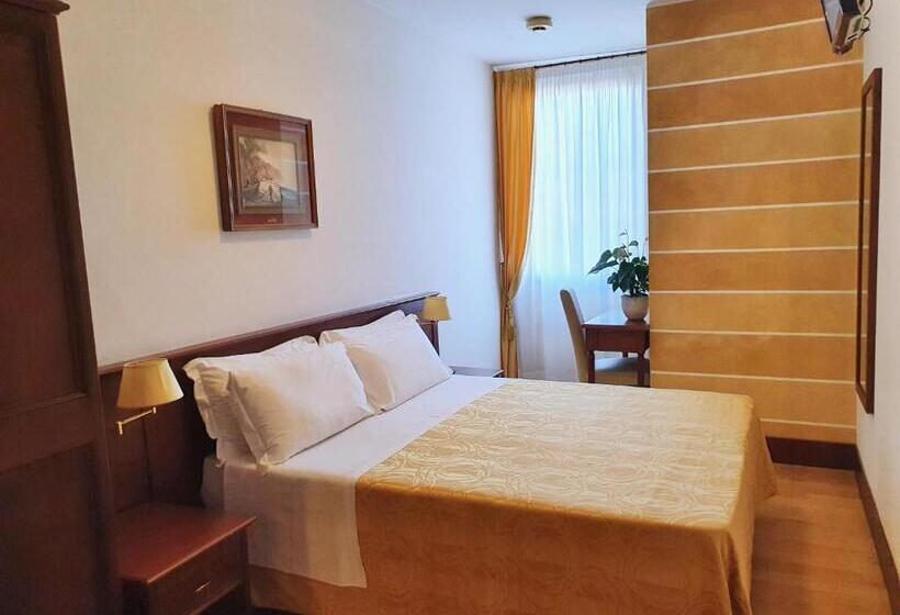 Chambre Standard, Aurora