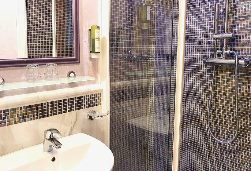 Chambre Standard, Aurora