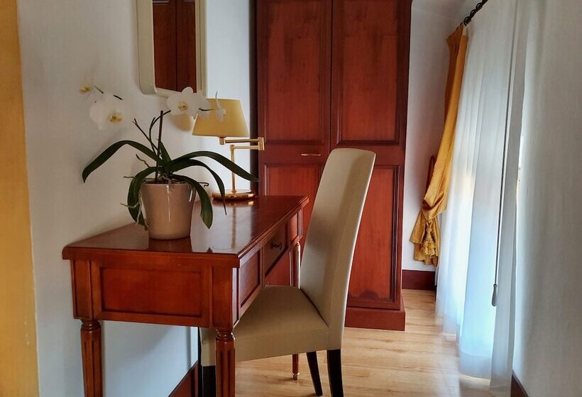 Chambre Standard, Aurora