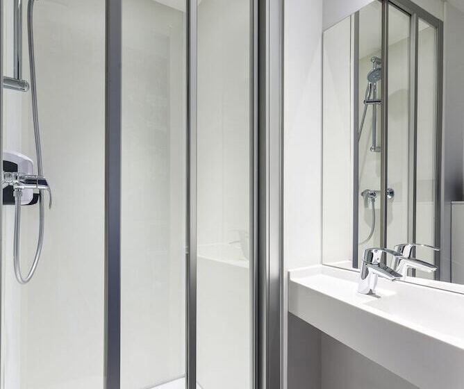 标准间, F1 Lyon Solaize