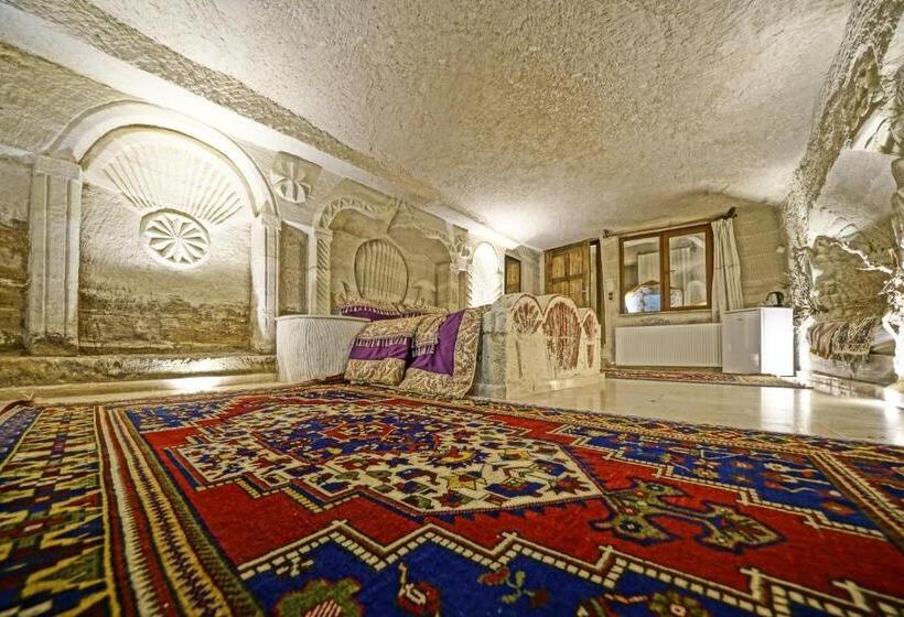 اتاق لوکس, Kayatas Cave Suites