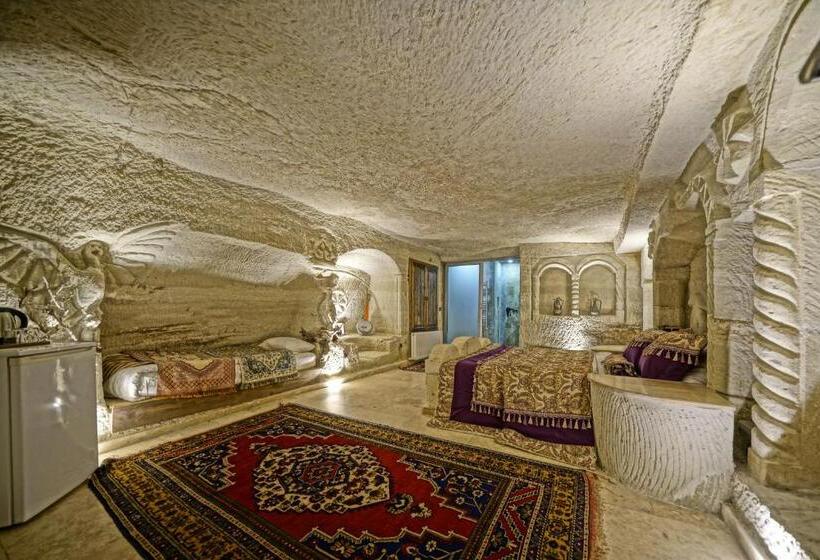 اتاق لوکس, Kayatas Cave Suites