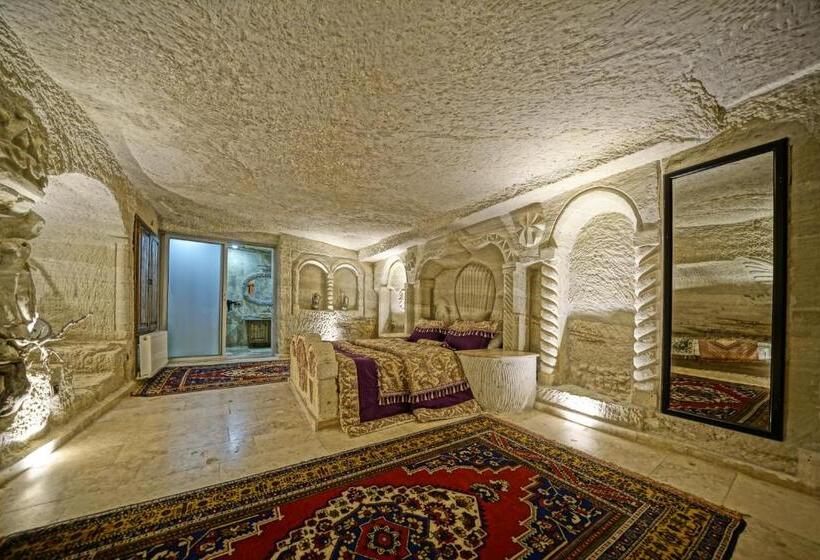 اتاق لوکس, Kayatas Cave Suites