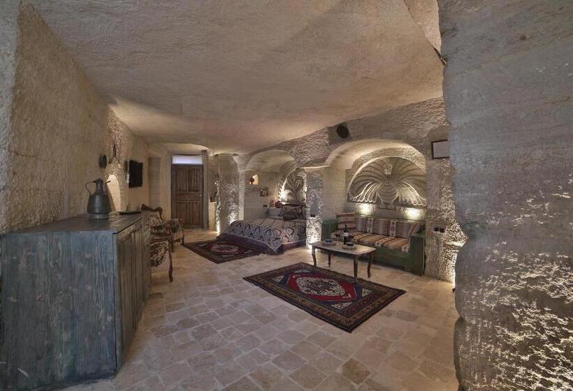 اتاق استاندارد با تخت بزرگ, Kayatas Cave Suites