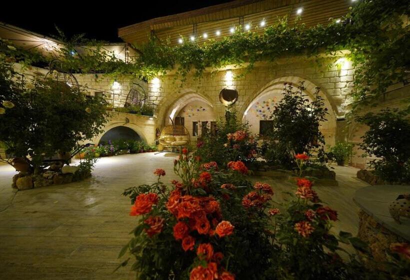 غرفة قياسية, Kayatas Cave Suites