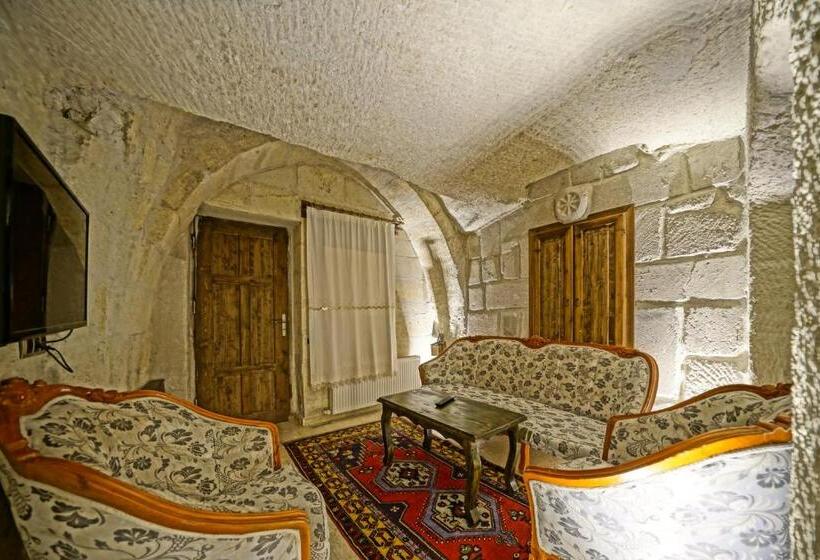 اتاق لوکس, Kayatas Cave Suites
