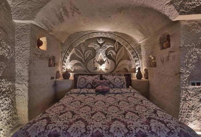 اتاق استاندارد با تخت بزرگ, Kayatas Cave Suites