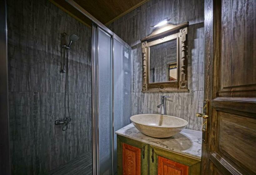 غرفة قياسية, Kayatas Cave Suites