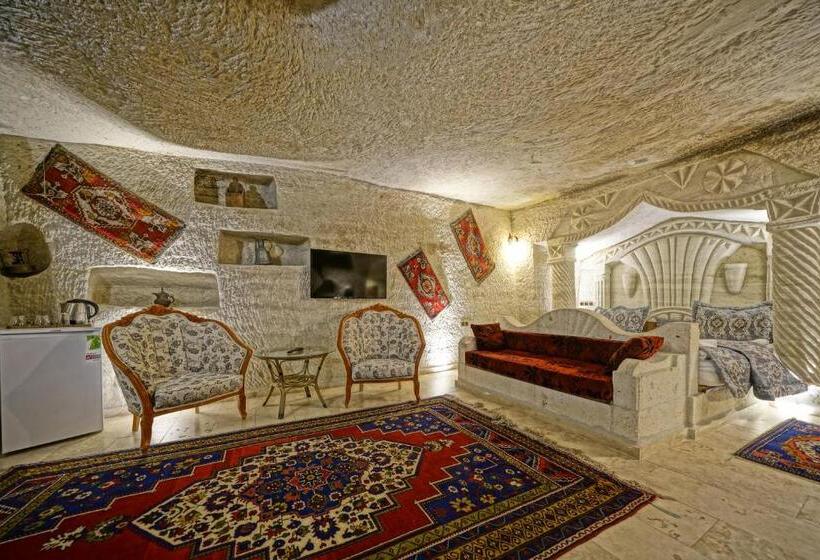اتاق لوکس, Kayatas Cave Suites