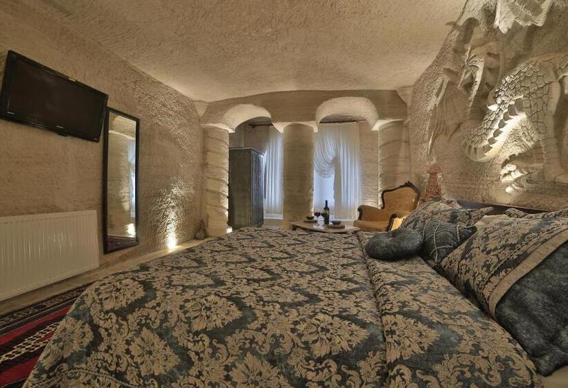اتاق استاندارد با تخت بزرگ, Kayatas Cave Suites