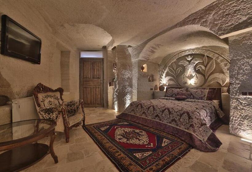اتاق استاندارد با تخت بزرگ, Kayatas Cave Suites