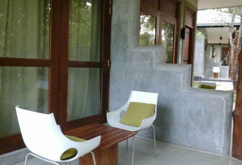 Трехместный Номер Deluxe, Nil Diya Mankada Safari Lodge