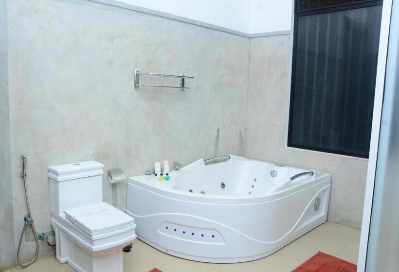 Family Suite, Nil Diya Mankada Safari Lodge