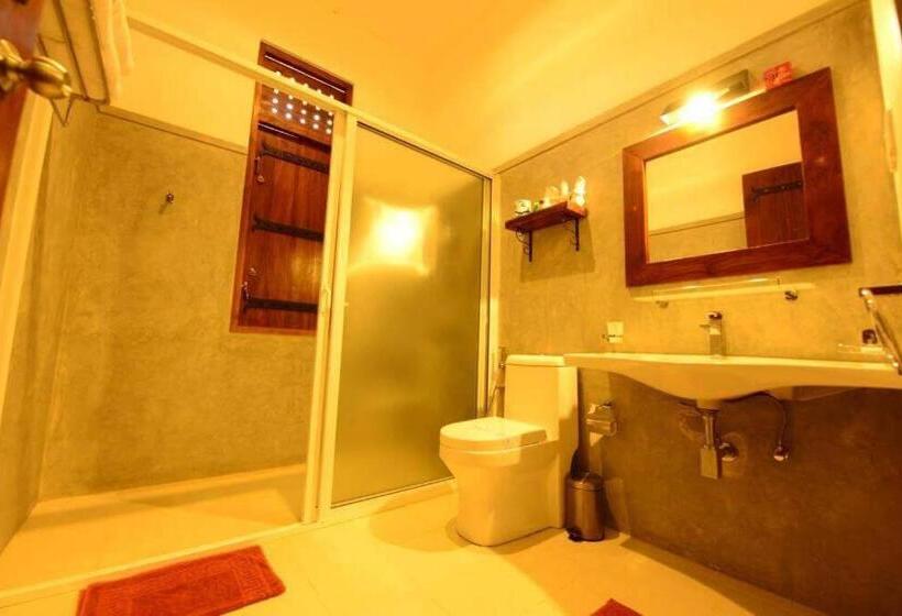 Номер Superior, Nil Diya Mankada Safari Lodge