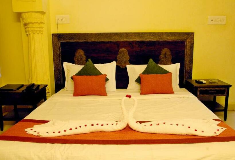 デラックスルーム, Nirvana Home