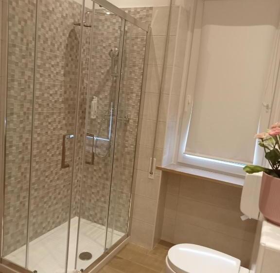 اتاق استاندارد چهار تخته, Porta Rivera