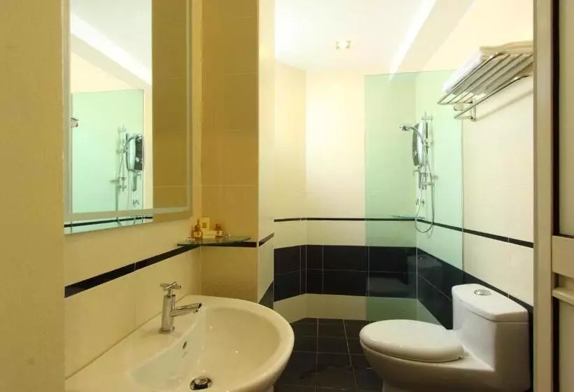 2 Bedroom Superior Room, Seasons View