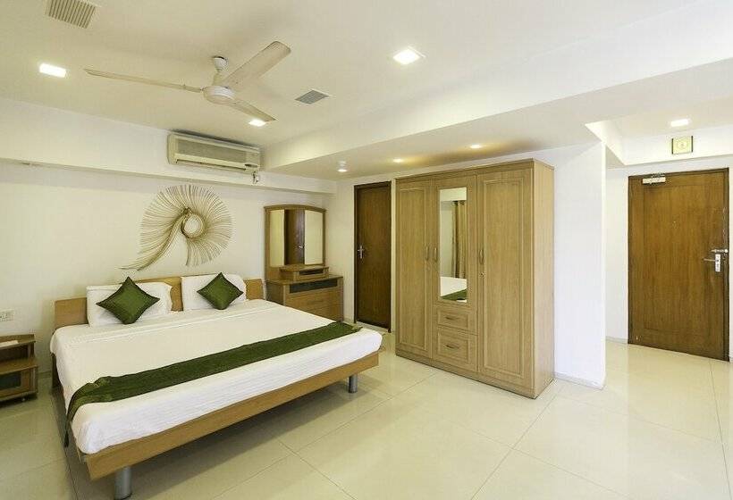 Номер Deluxe, Treebo Trend New Castle