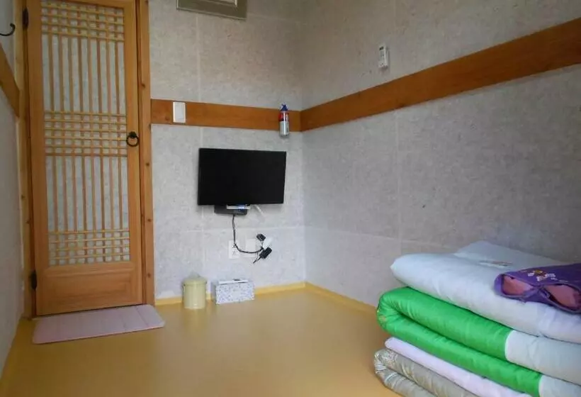 スタンダードシングルルーム, Happiness Full Hanok Guesthouse