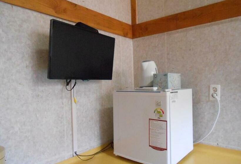 家庭间, Happiness Full Hanok Guesthouse