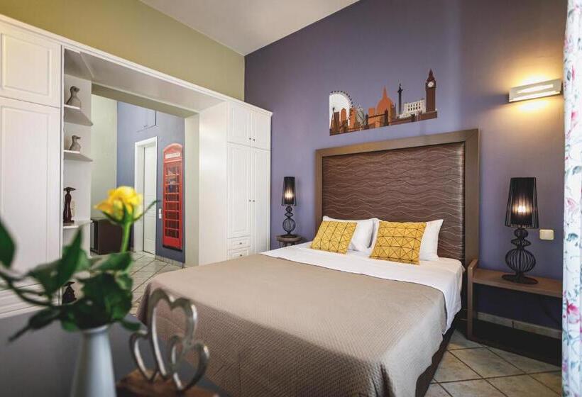 חדר משפחתי, Porto Bello Nafplio