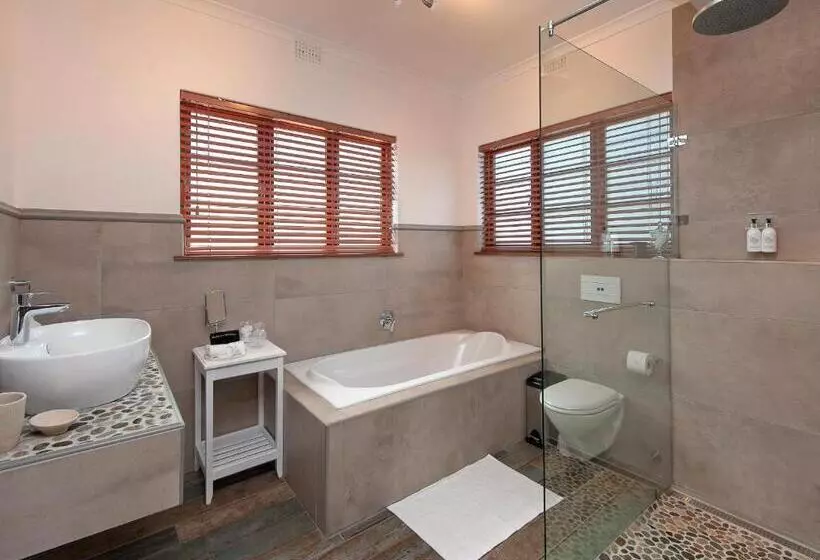 バルコニー付きデラックスルーム, Villa Venusta