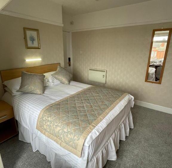Номер Стандарт, Queens Hotel, Skegness