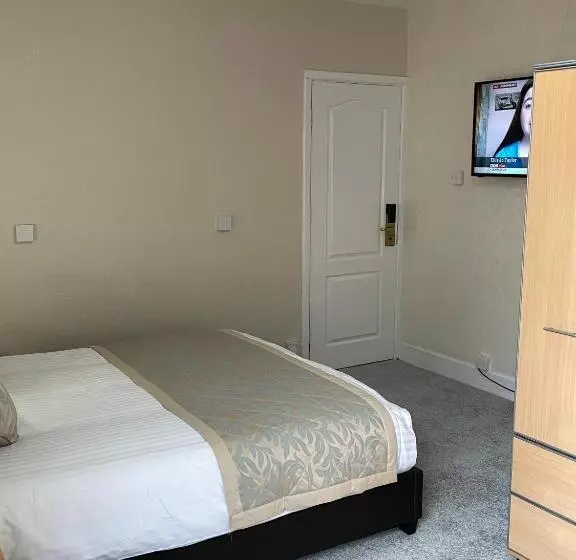 キングサイズベッドのスタンダードルーム, Queens Hotel, Skegness