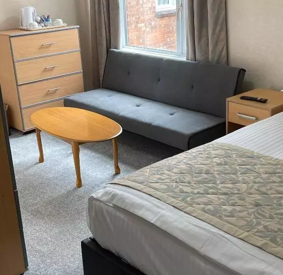 キングサイズベッドのスタンダードルーム, Queens Hotel, Skegness