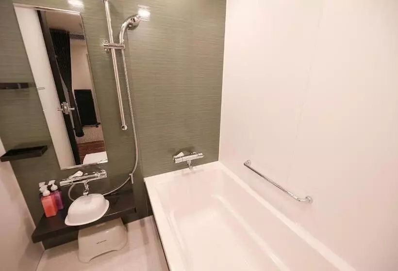 スーペリアの４人部屋, Richmond Hotel Premier Tokyo Schole