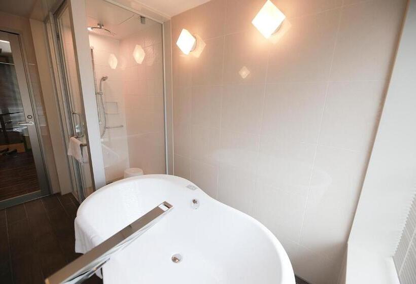 Четырехместный Номер Deluxe, Richmond Hotel Premier Tokyo Schole