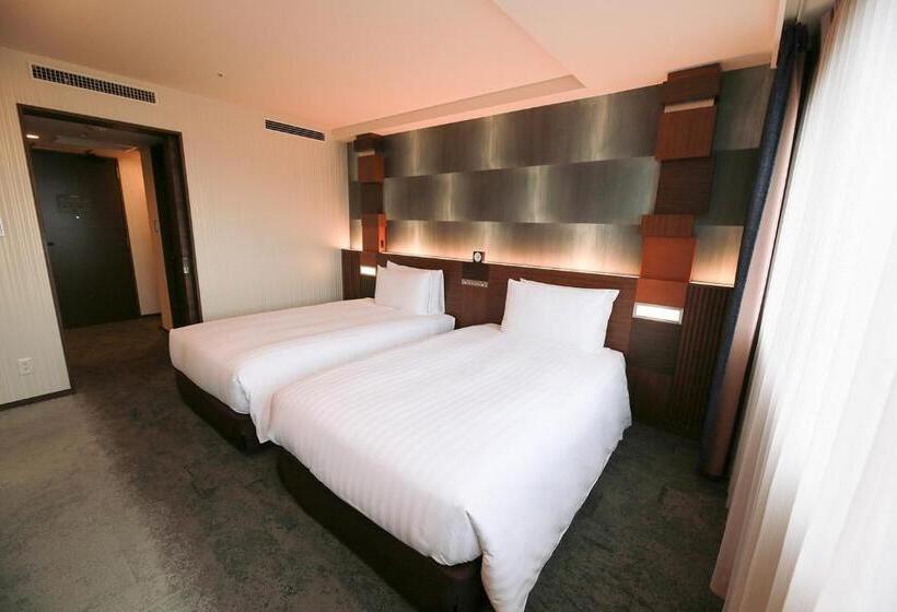 Номер Стандарт Трехместный, Richmond Hotel Premier Tokyo Schole