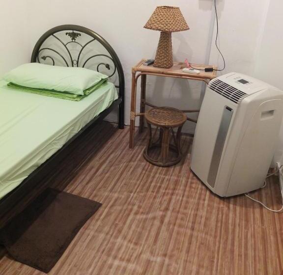 غرفة قياسية فردية حمام مشترك, Muntri House   Hostel