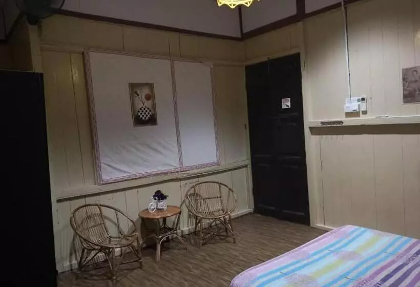 スーペリアールーム, Muntri House   Hostel