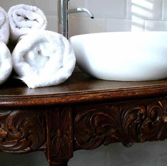 اتاق استاندارد, Antler Guest House