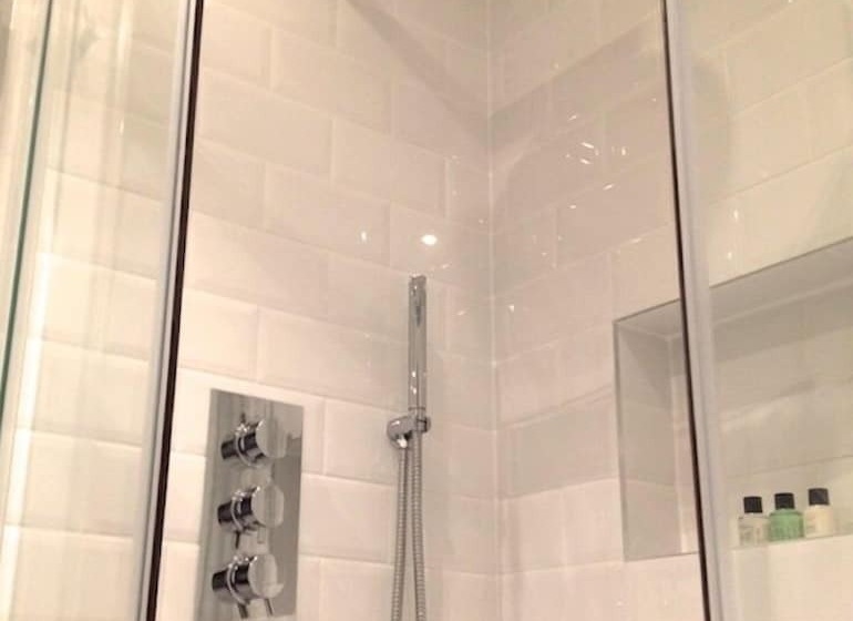 اتاق استاندارد, Antler Guest House