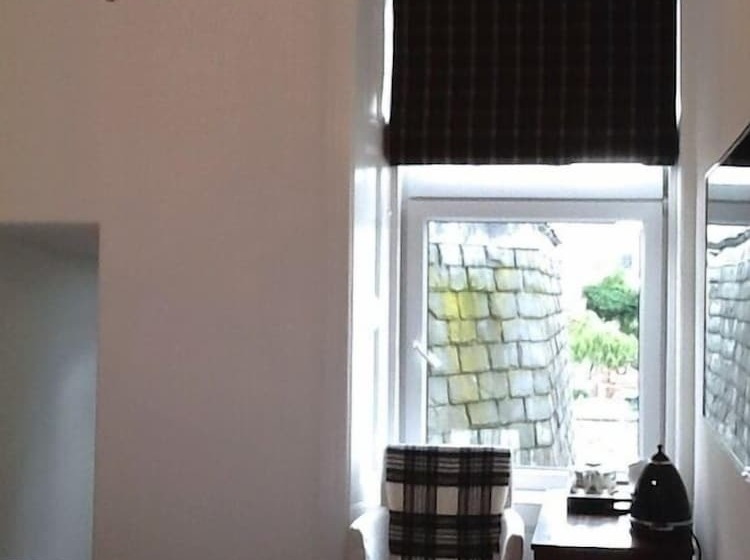 اتاق استاندارد, Antler Guest House