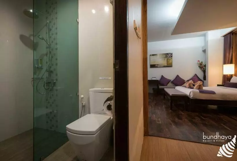 デラックスルーム, Bundhaya Villas