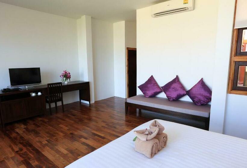 バルコニー付きデラックスルーム, Bundhaya Villas