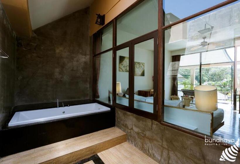 デラックスルーム, Bundhaya Villas