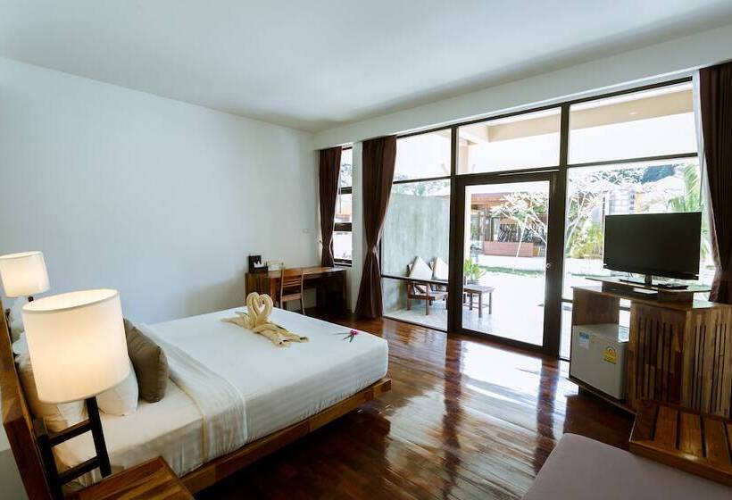 バルコニー付きデラックスルーム, Bundhaya Villas