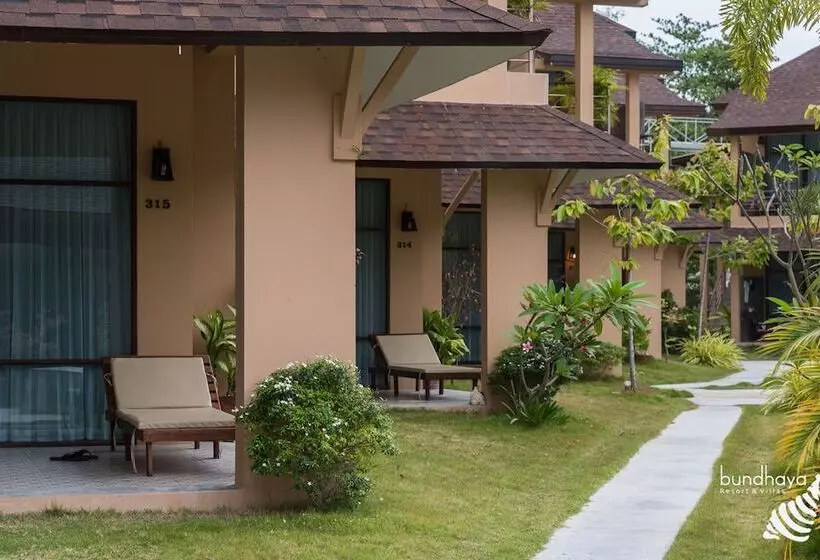 デラックスルーム, Bundhaya Villas
